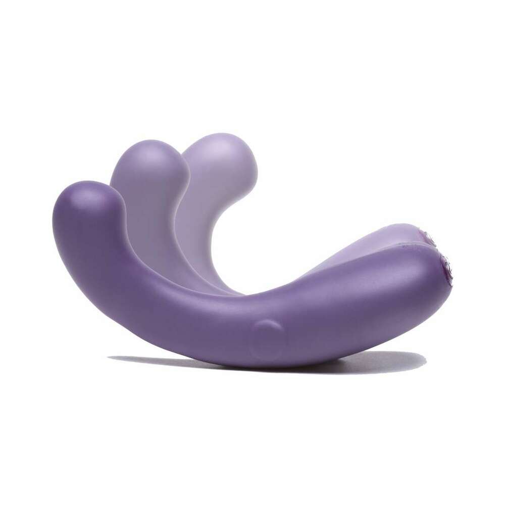 Je Joue G-Kii Dual Stimulator Purple designed for G-spot and clitoral stimulation with a unique shape.